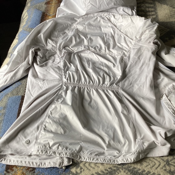 LuluLemon  hooded jacket - Picture 5 of 6